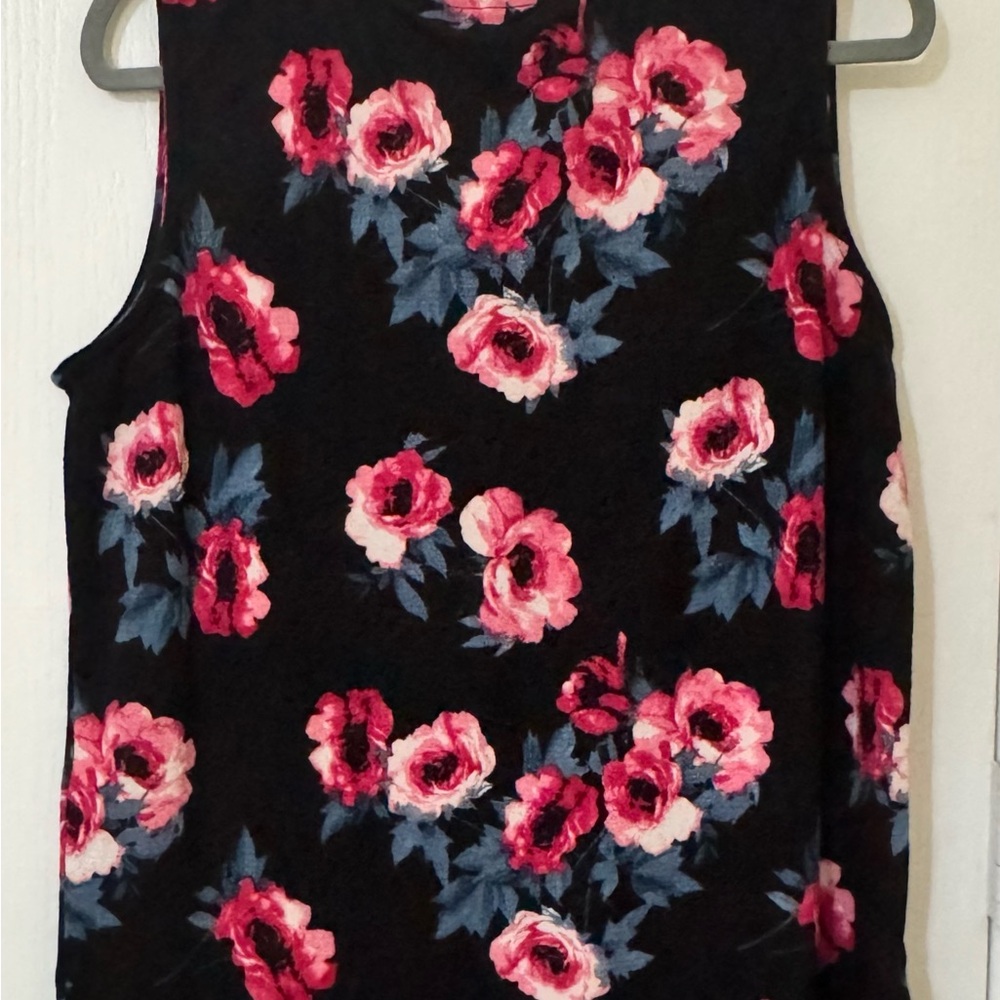 LulaRoe Rachel Simply Comfortable Floral Tank Top Size Medium - Picture 3 of 6